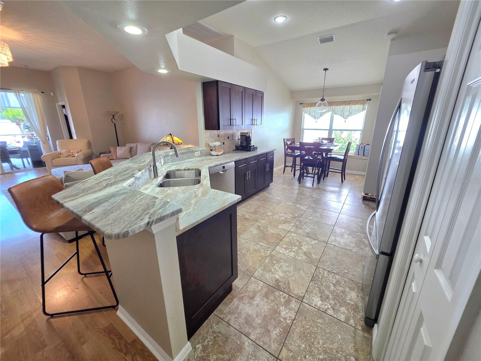 2608 VINEDALE AVE, VALRICO, FL, 33596
