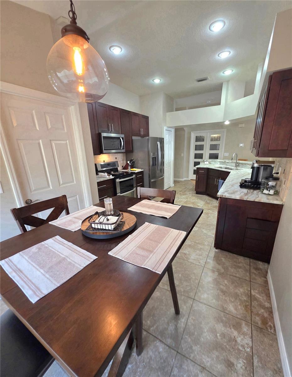2608 VINEDALE AVE, VALRICO, FL, 33596