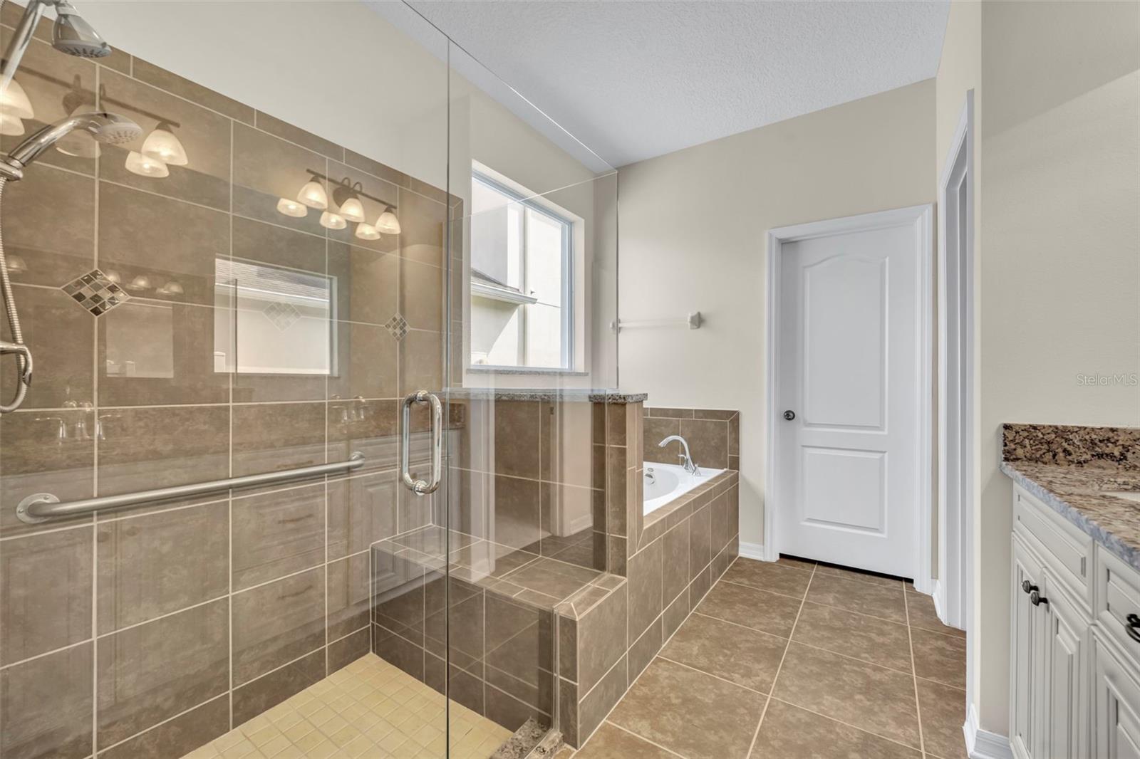 8804 LOVETT AVE, ORLANDO, FL, 32832