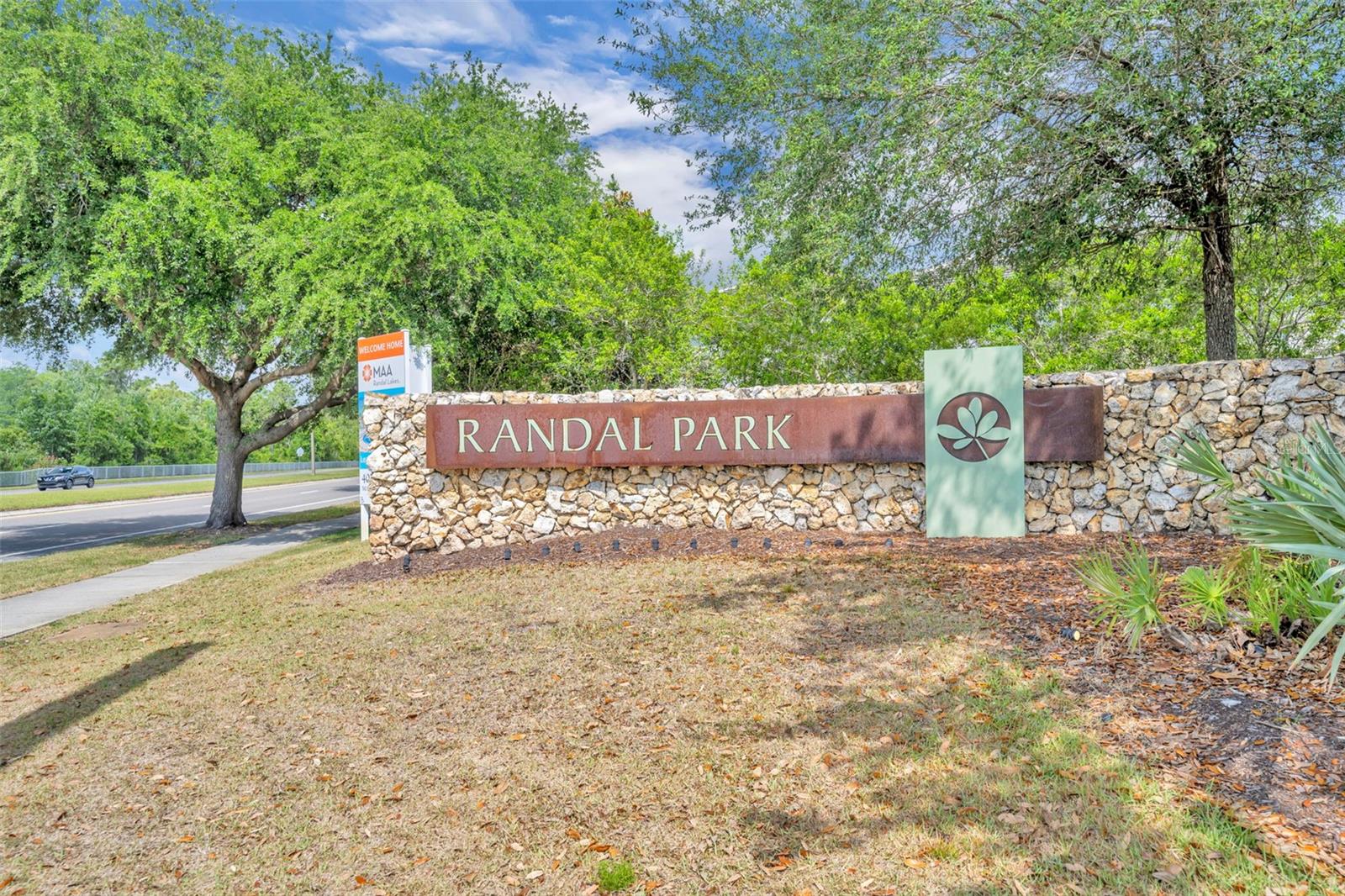 8804 LOVETT AVE, ORLANDO, FL, 32832