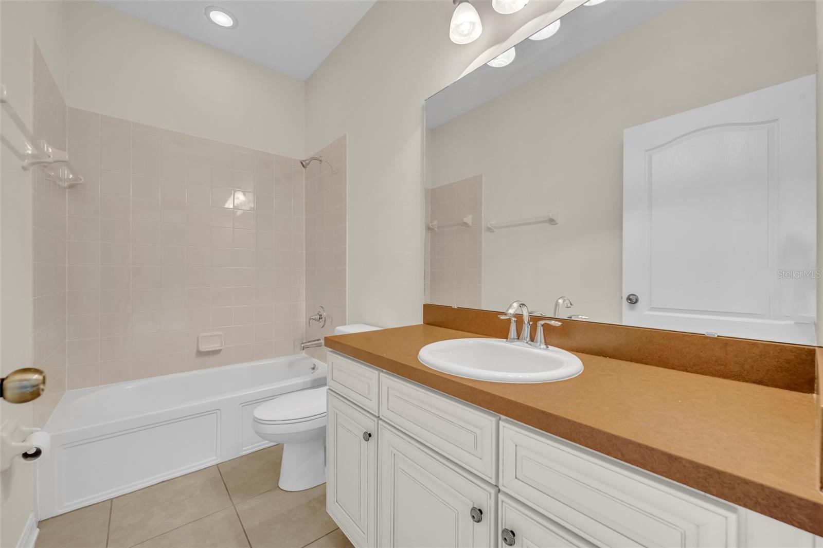 8804 LOVETT AVE, ORLANDO, FL, 32832