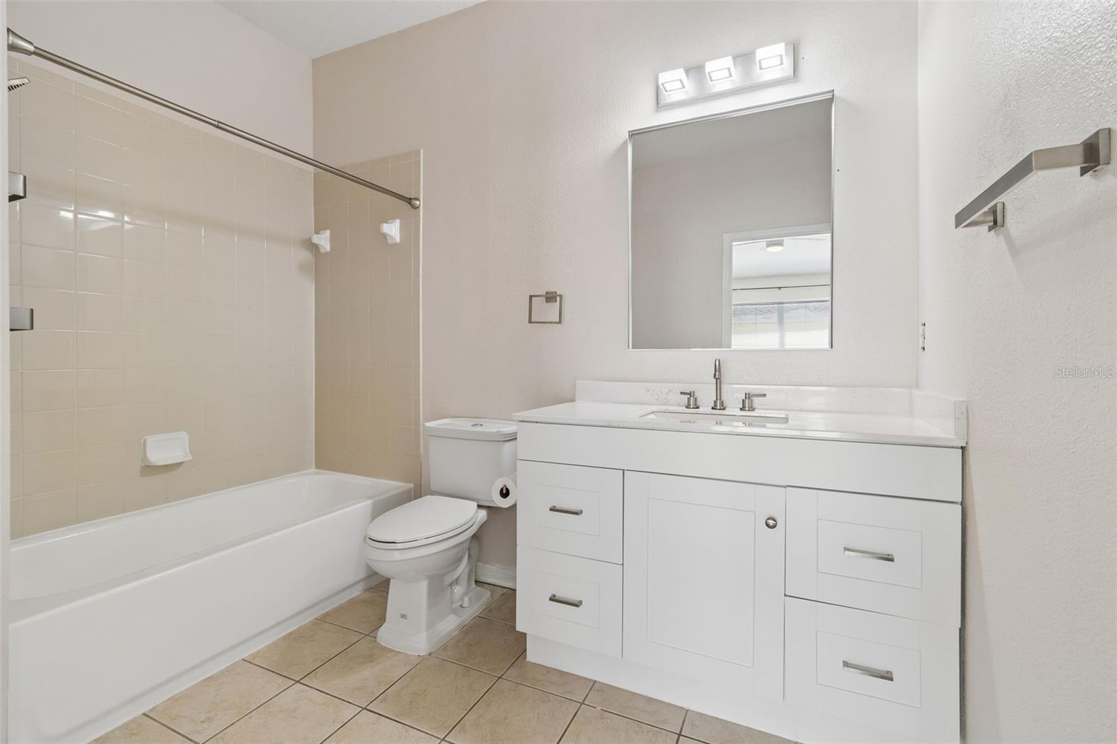 3566 HIGH HAMPTON CIR, TAMPA, FL, 33610