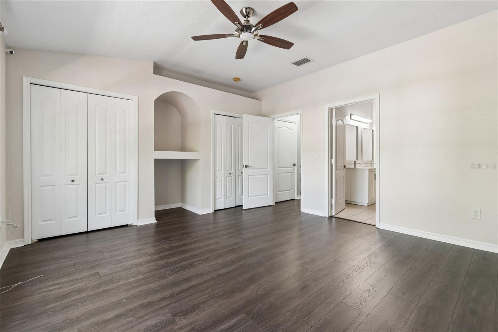 3566 HIGH HAMPTON CIR, TAMPA, FL, 33610