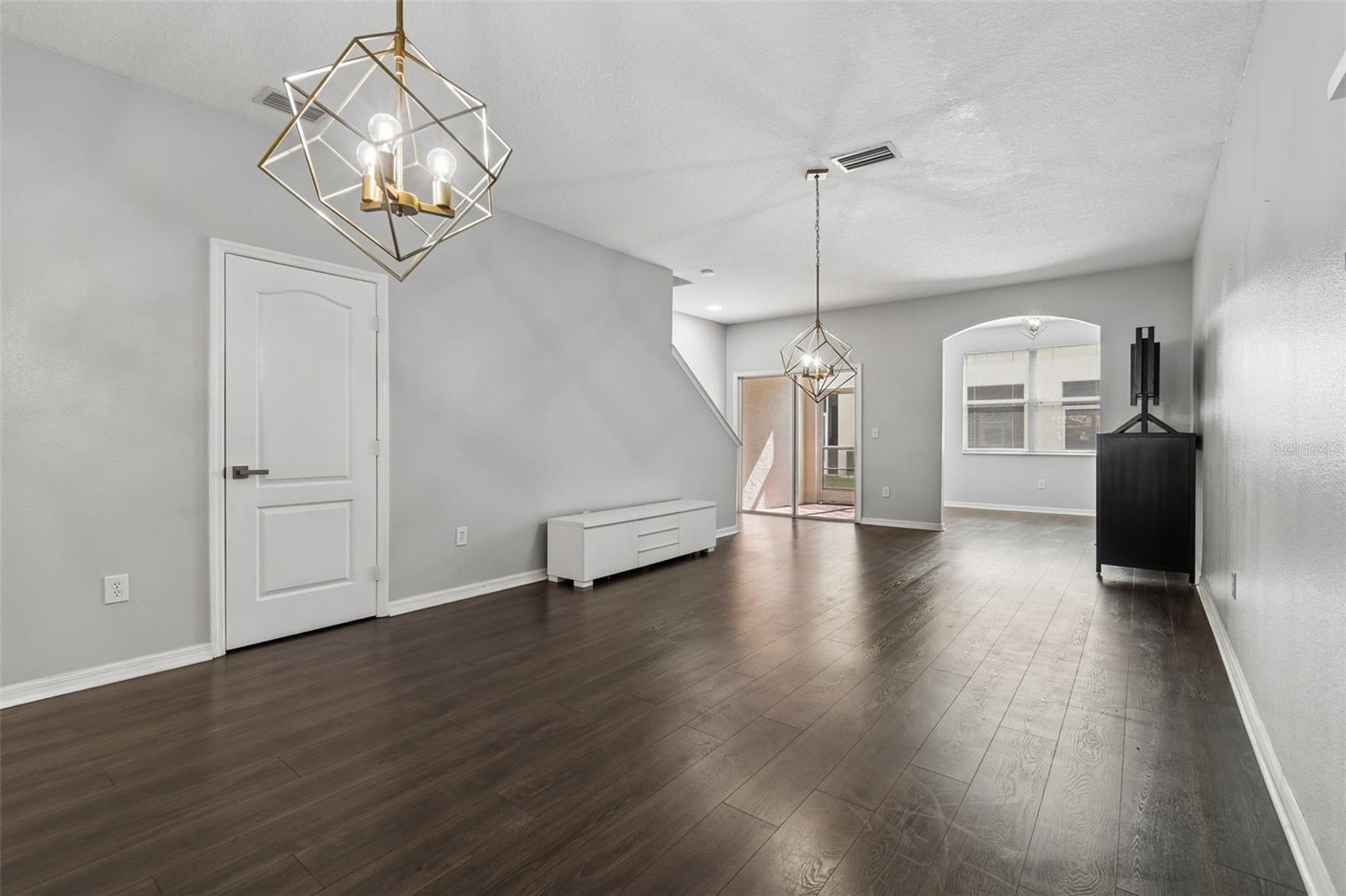 3566 HIGH HAMPTON CIR, TAMPA, FL, 33610