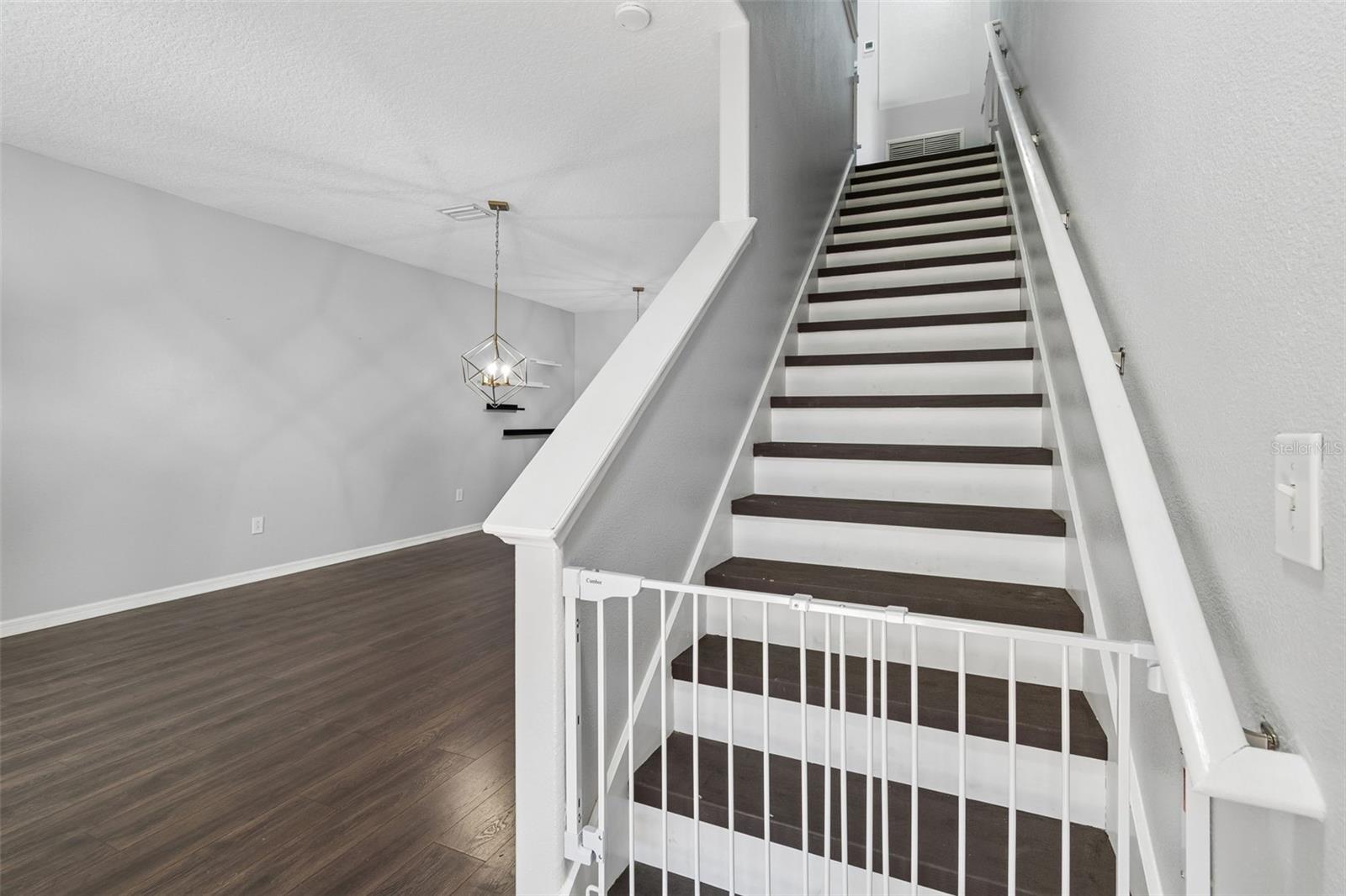 3566 HIGH HAMPTON CIR, TAMPA, FL, 33610