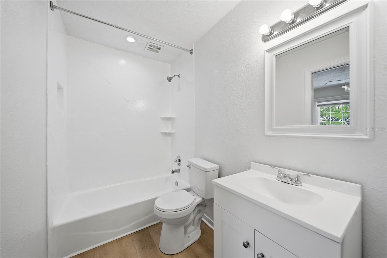 13690 ORANGE SUNSET DR #202, TAMPA, FL, 33618