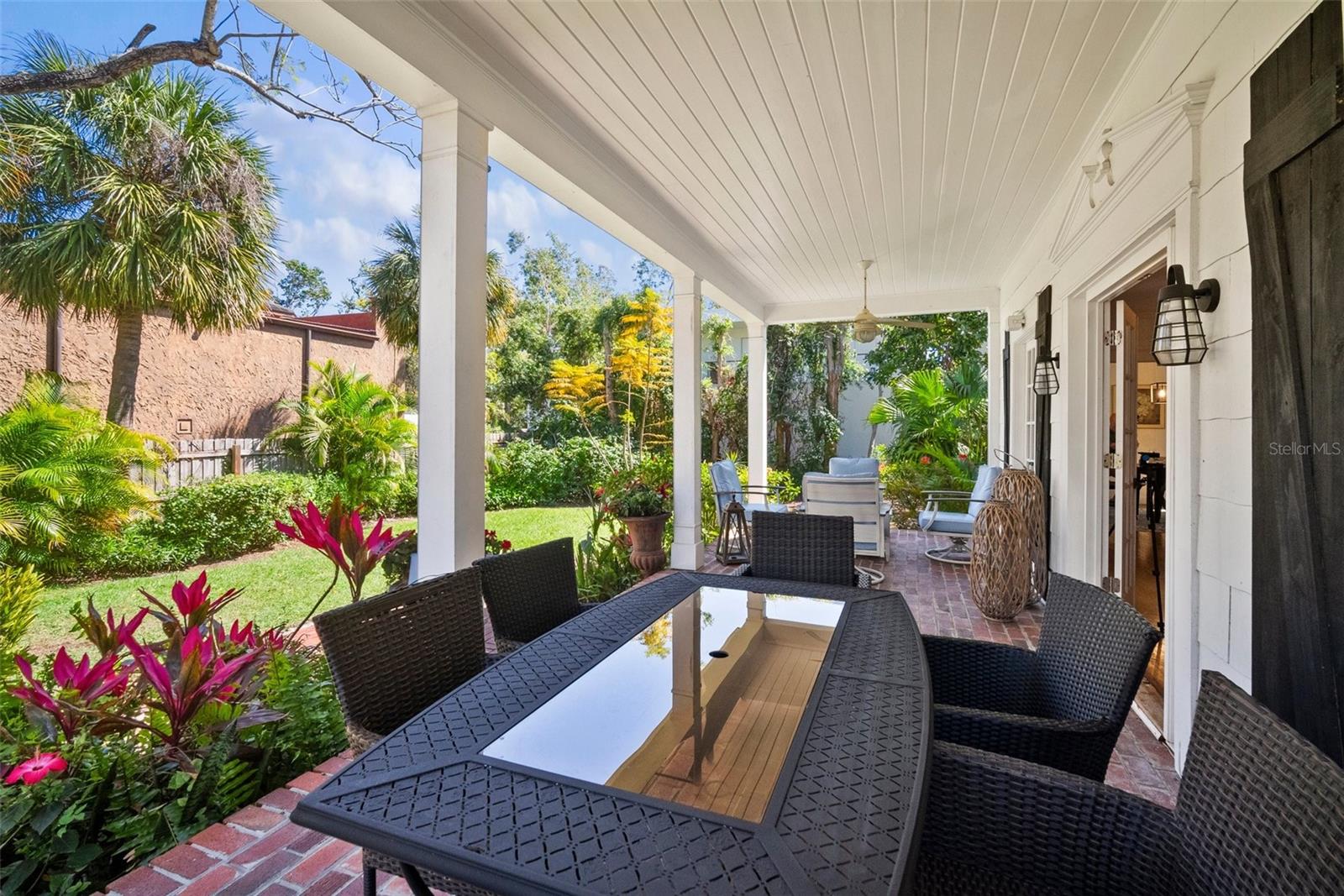 813 HUDSON AVE, SARASOTA, FL, 34236
