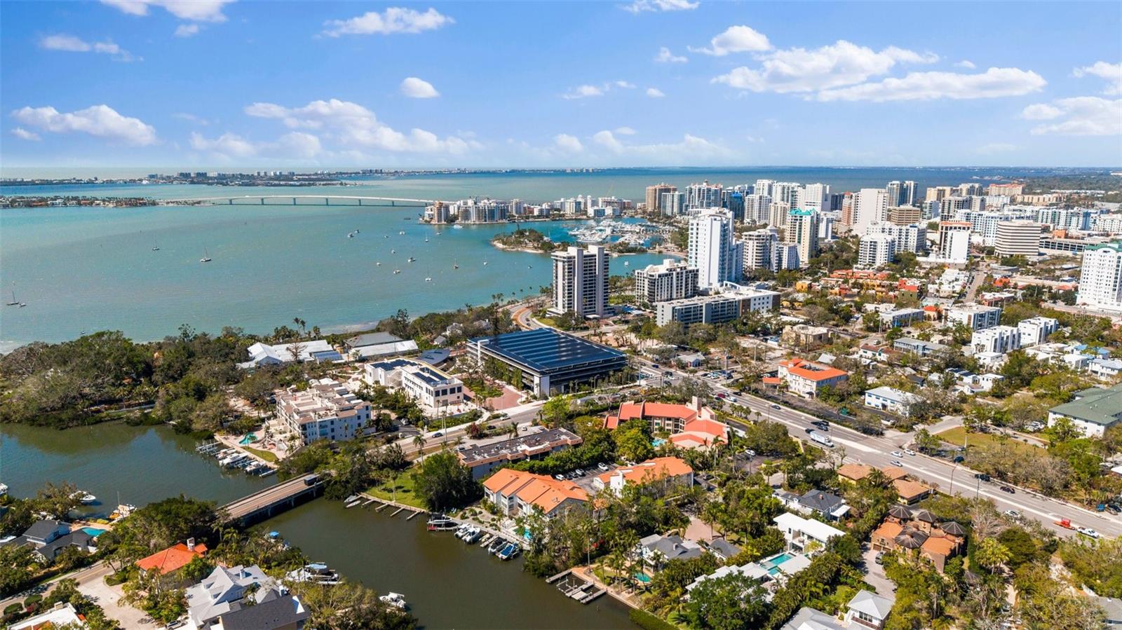 813 HUDSON AVE, SARASOTA, FL, 34236