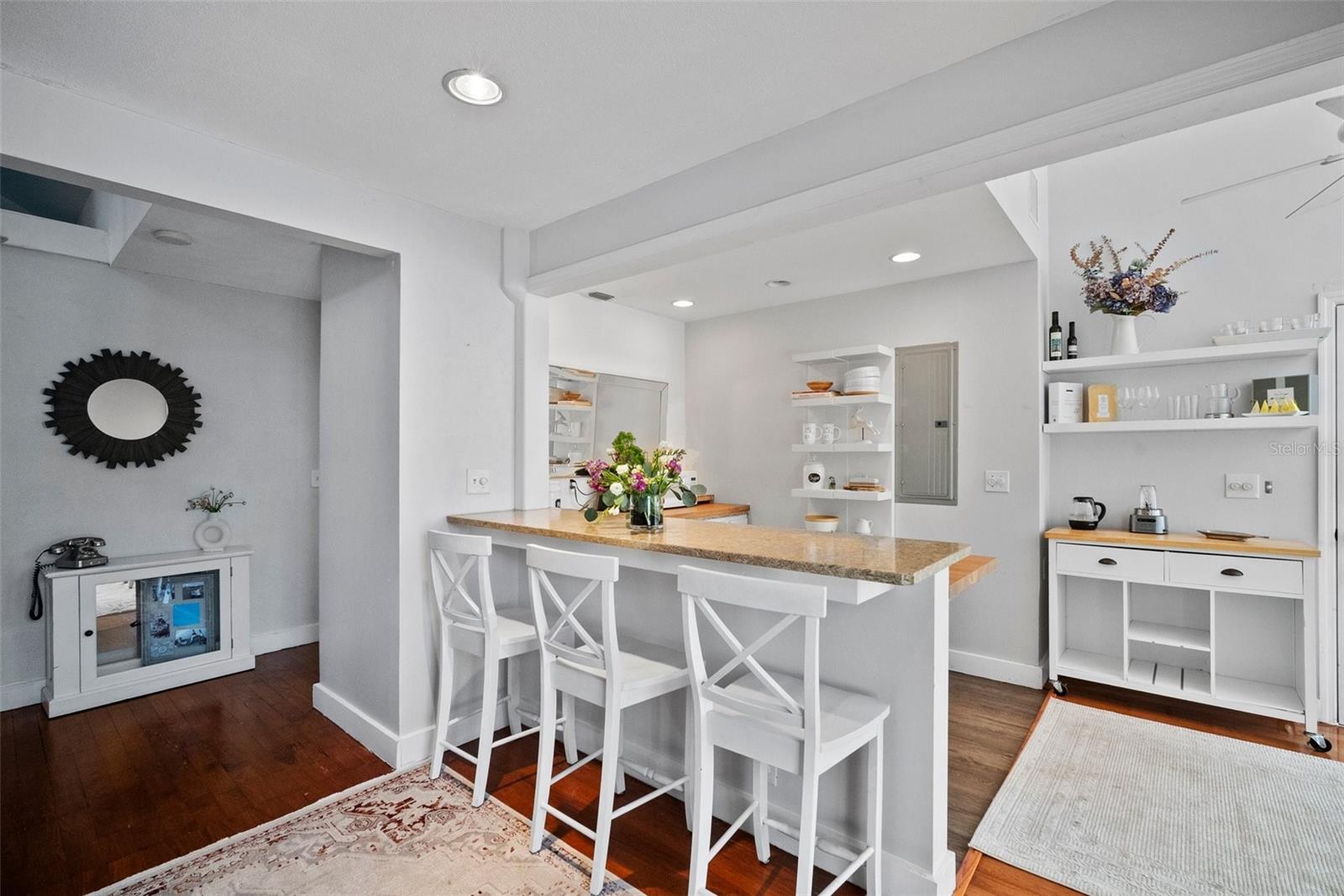 813 HUDSON AVE, SARASOTA, FL, 34236