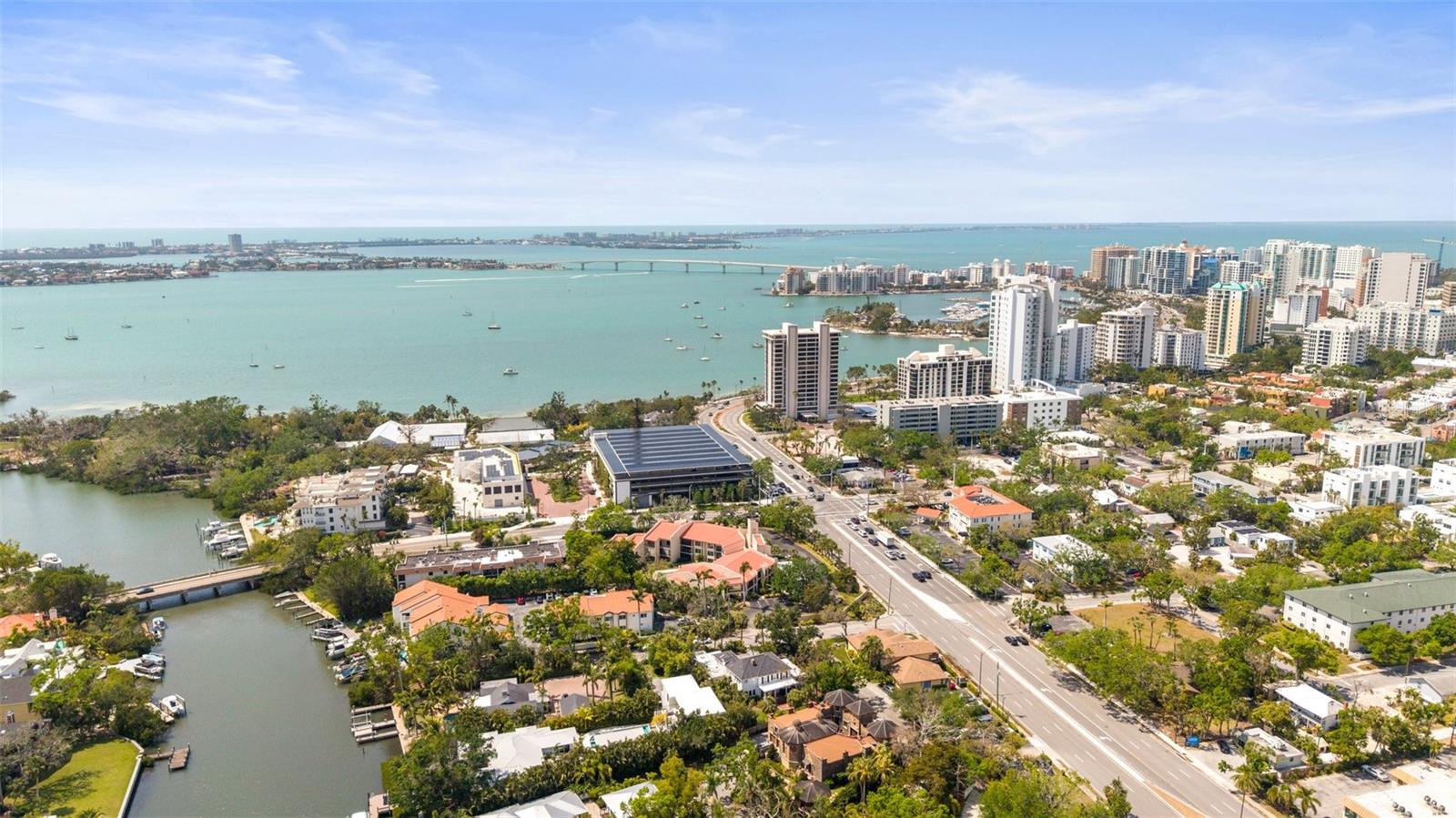 813 HUDSON AVE, SARASOTA, FL, 34236