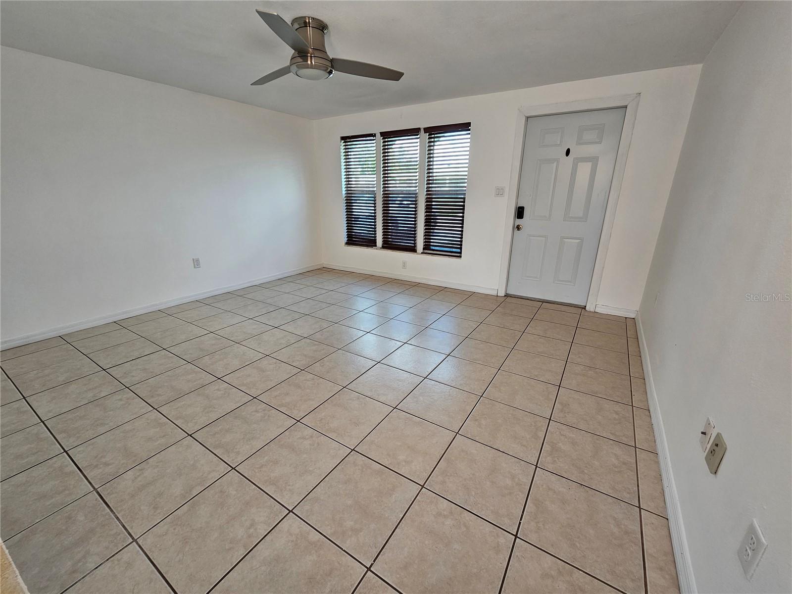 531 AZALEA DR NW, PORT CHARLOTTE, FL, 33952