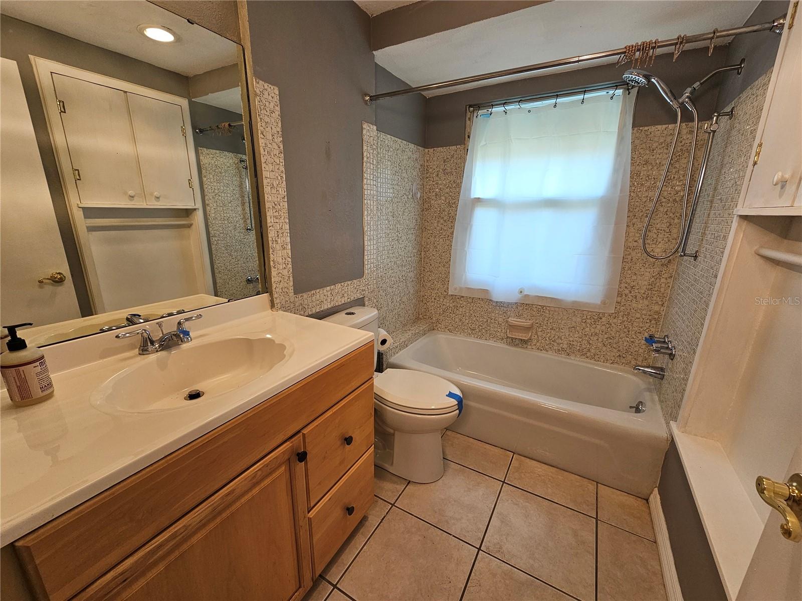 531 AZALEA DR NW, PORT CHARLOTTE, FL, 33952