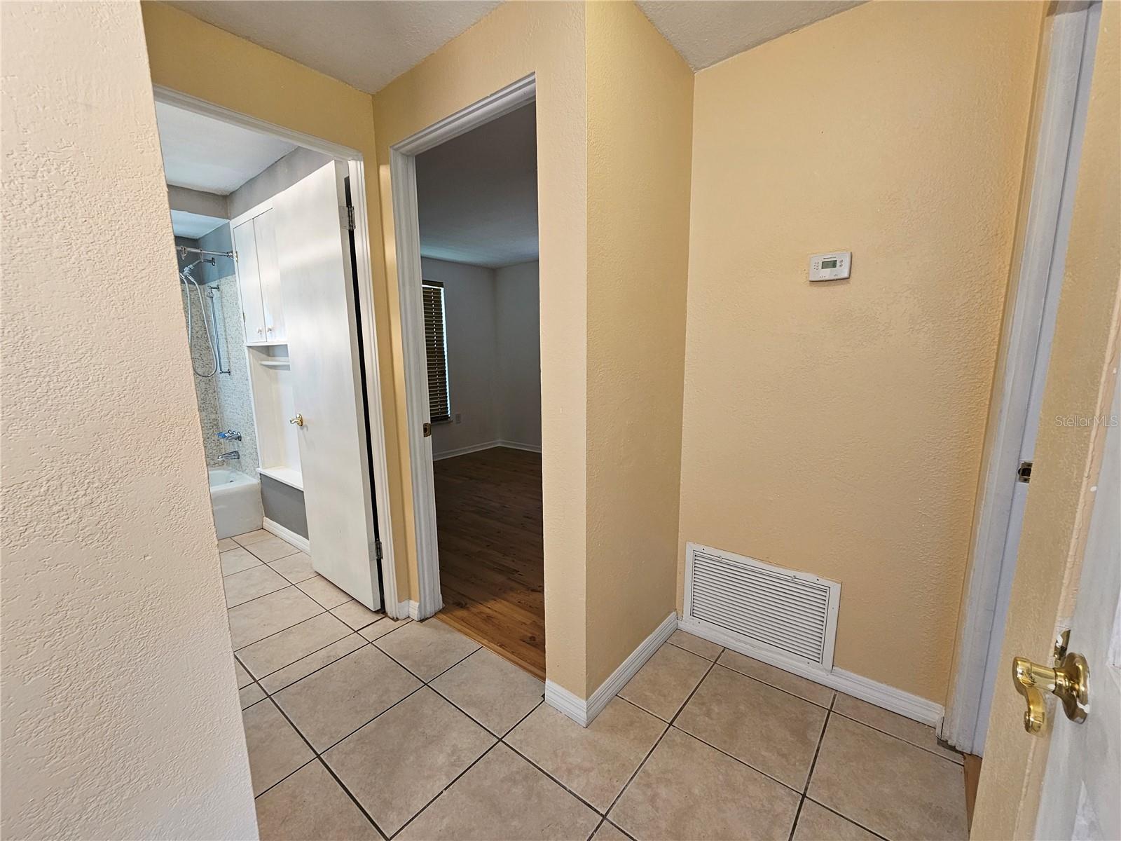 531 AZALEA DR NW, PORT CHARLOTTE, FL, 33952