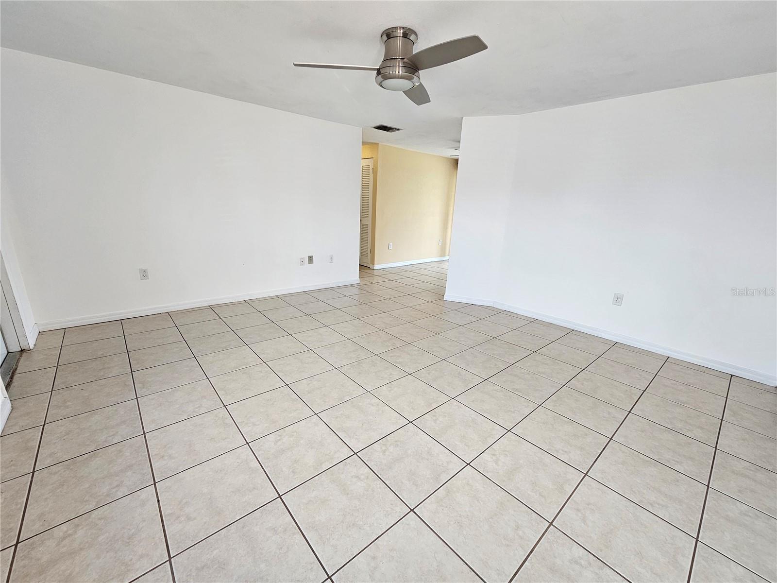 531 AZALEA DR NW, PORT CHARLOTTE, FL, 33952