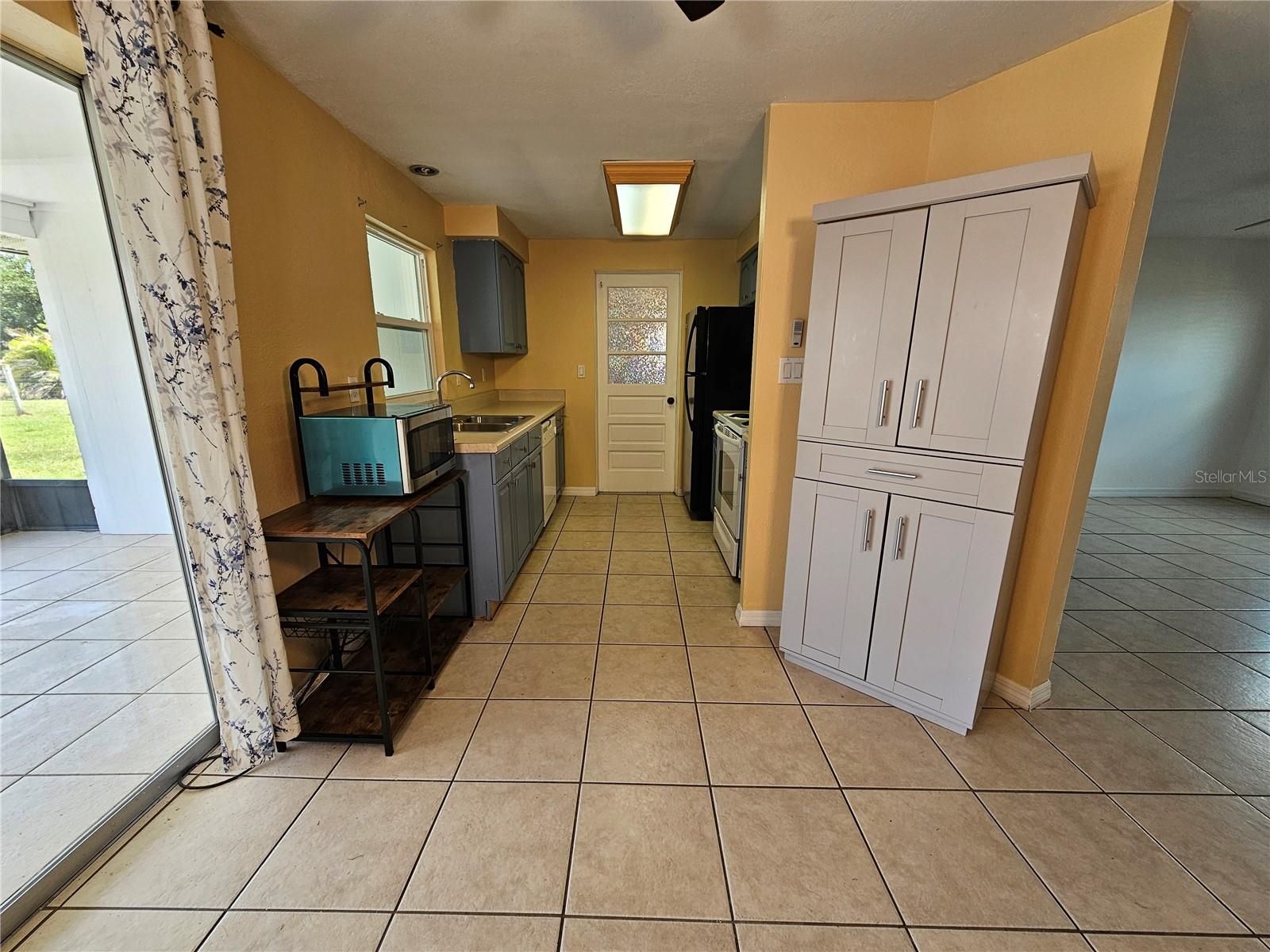 531 AZALEA DR NW, PORT CHARLOTTE, FL, 33952