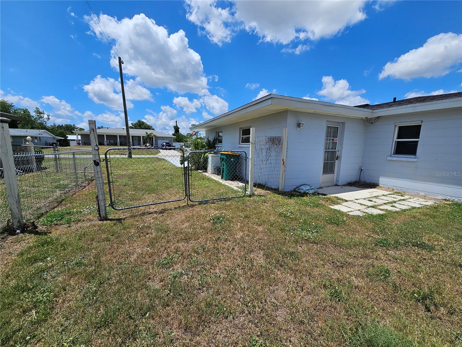 531 AZALEA DR NW, PORT CHARLOTTE, FL, 33952