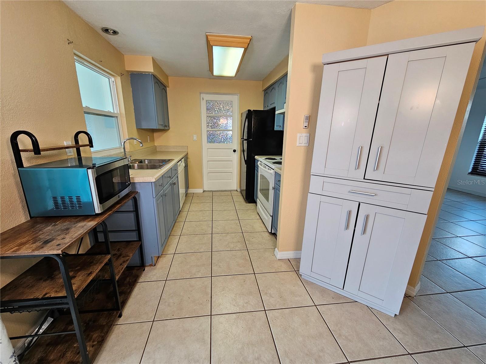 531 AZALEA DR NW, PORT CHARLOTTE, FL, 33952