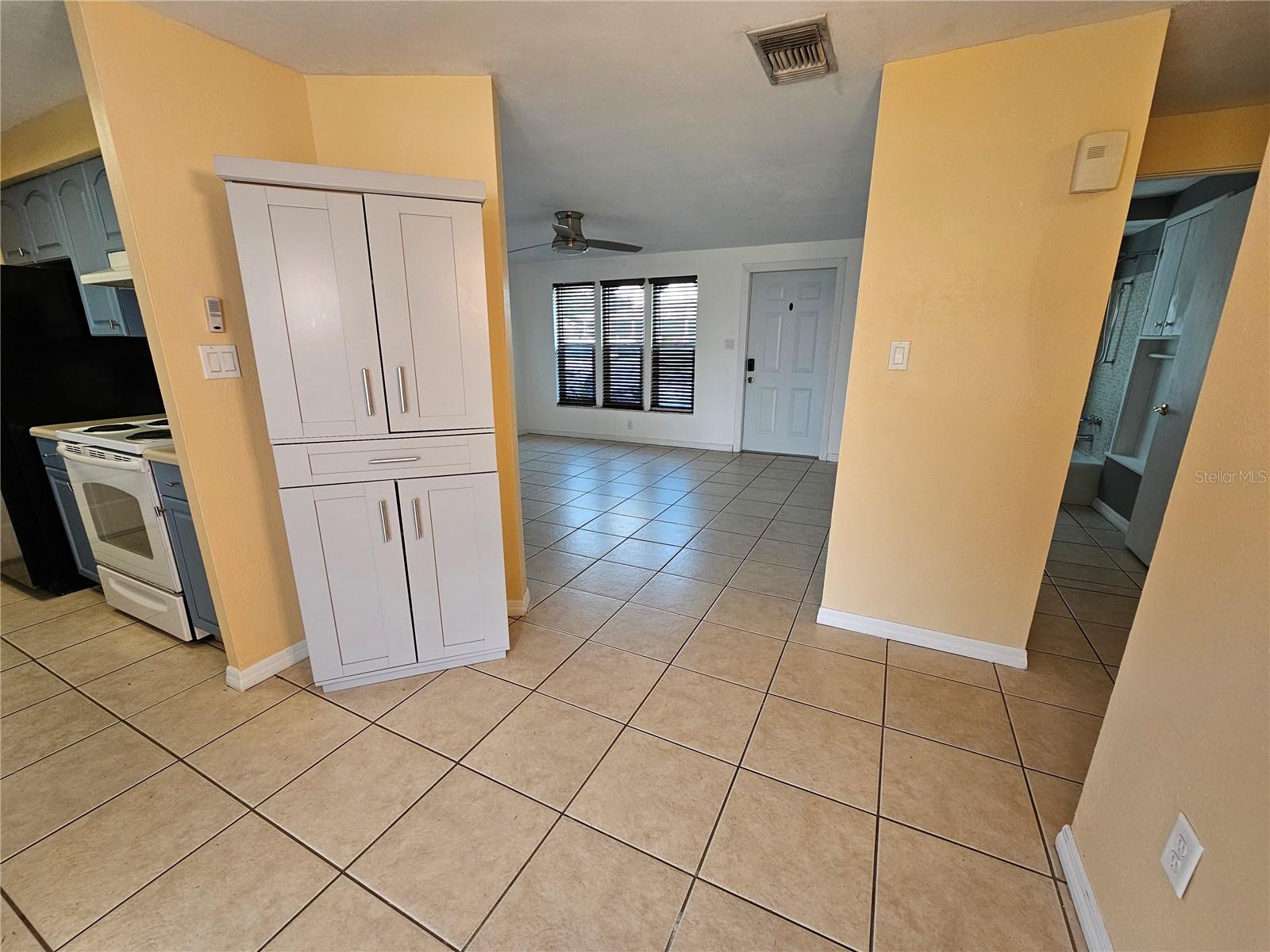 531 AZALEA DR NW, PORT CHARLOTTE, FL, 33952
