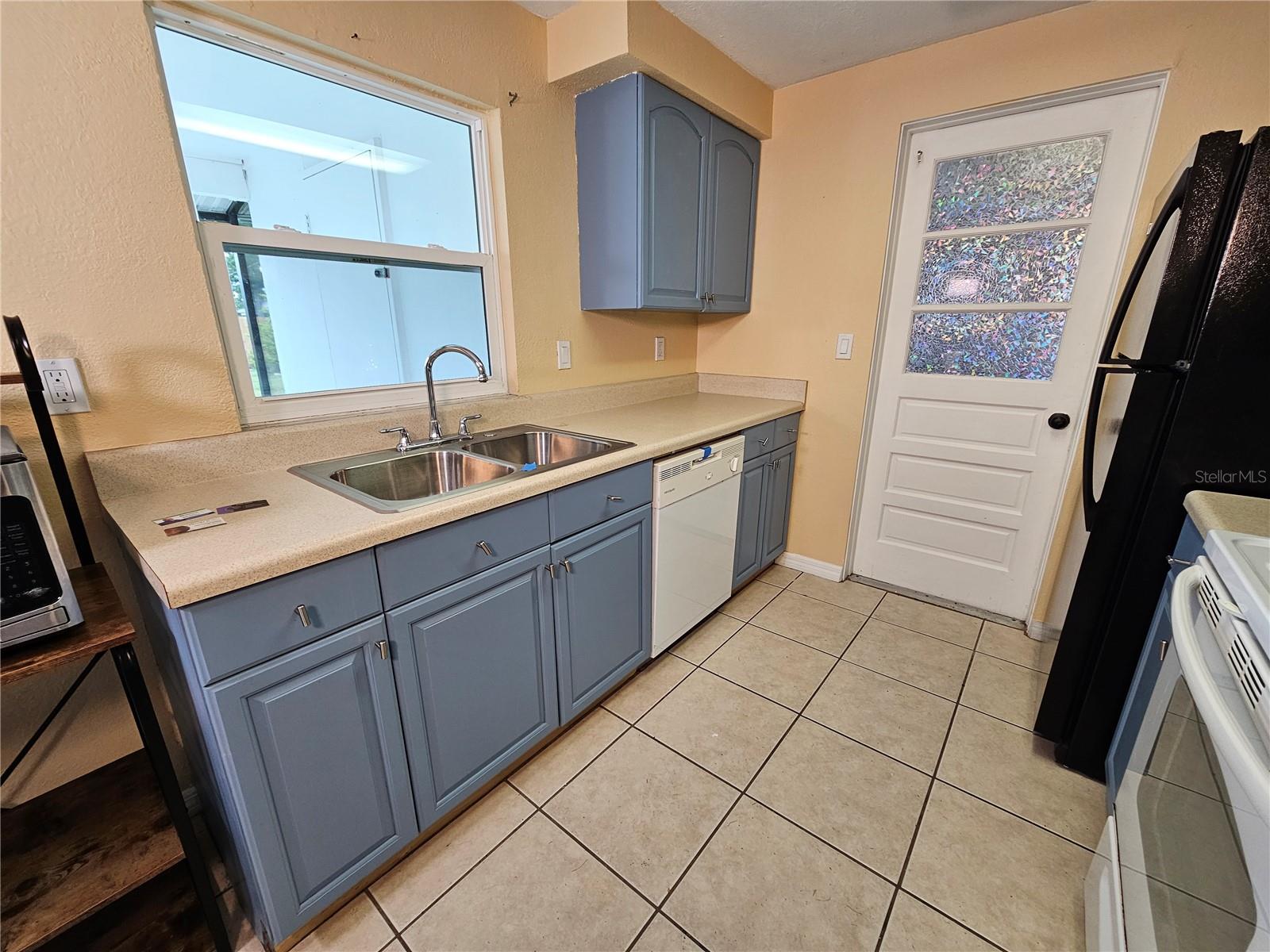 531 AZALEA DR NW, PORT CHARLOTTE, FL, 33952