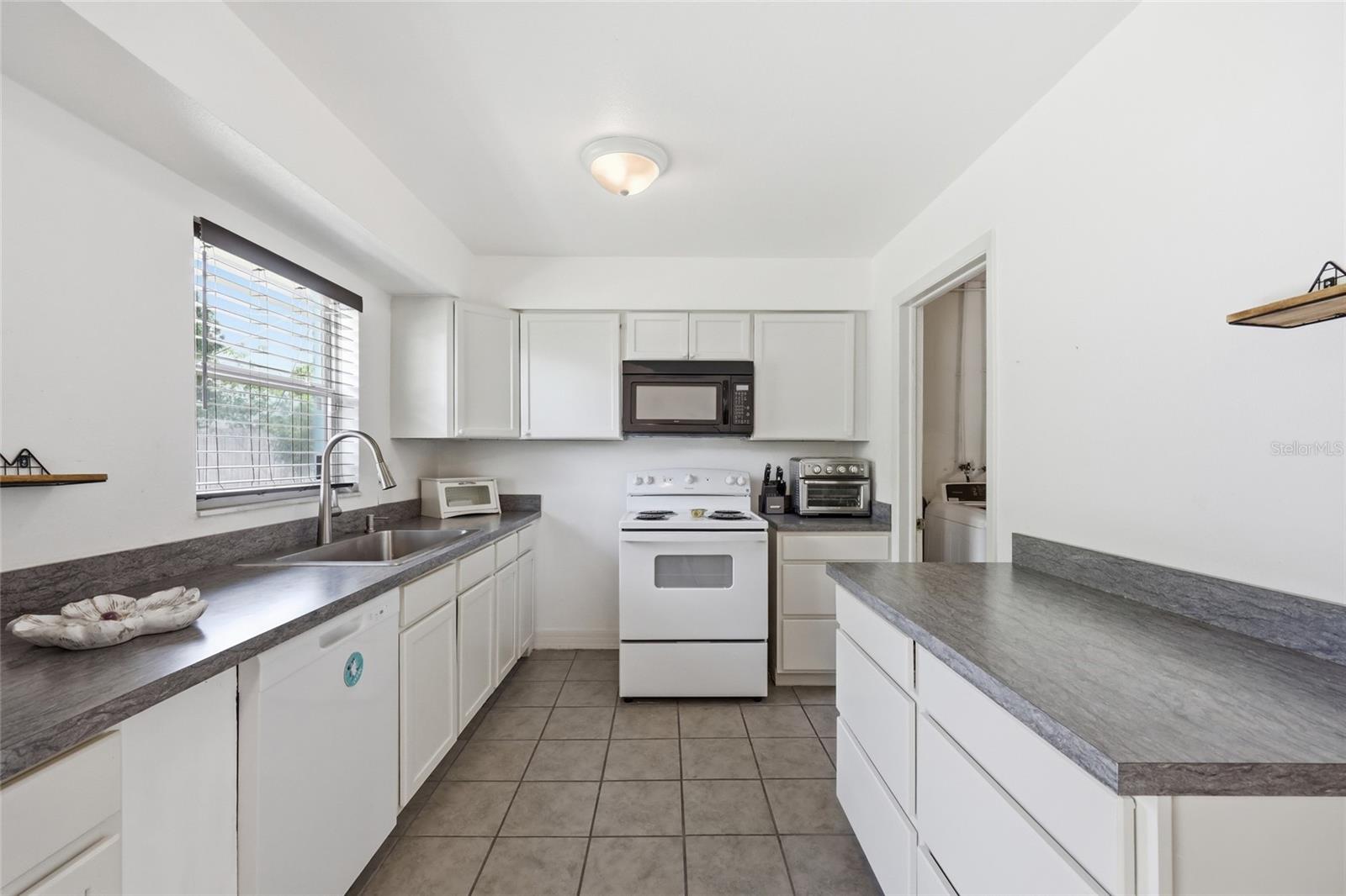 908 ROCK OAK DR, ORLANDO, FL, 32809