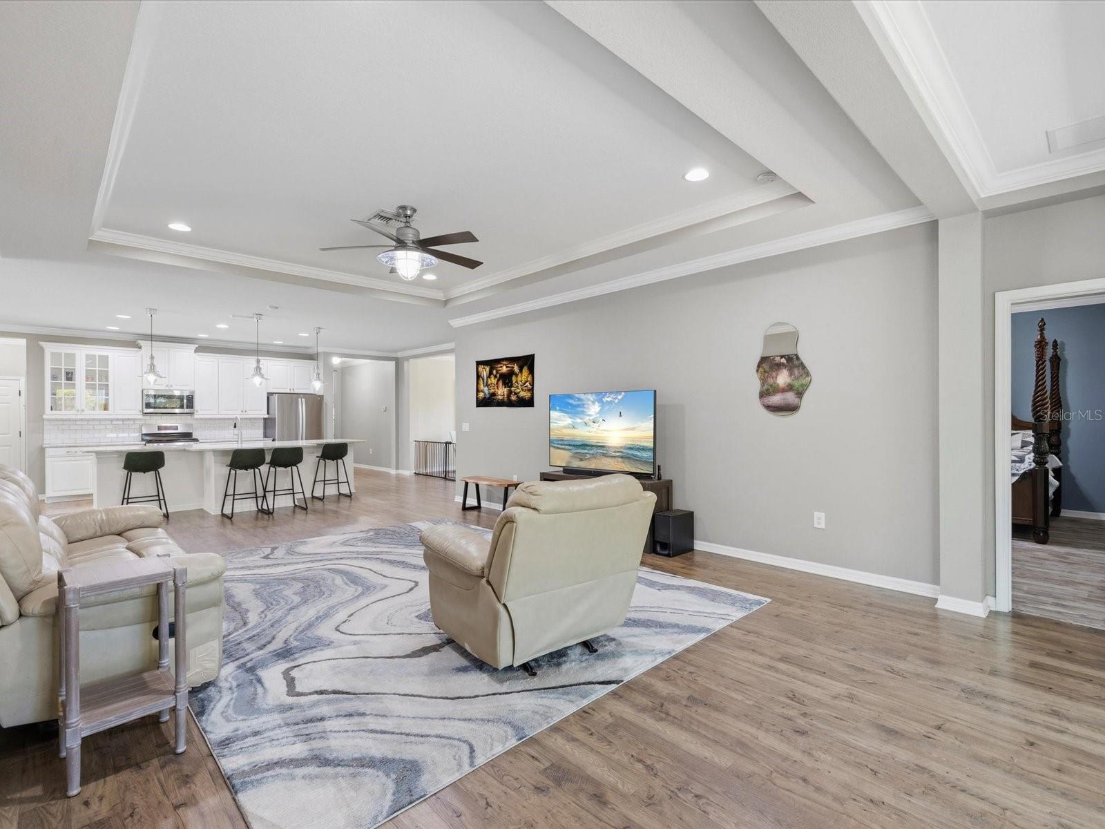 740 ROSEMARY CIR, BRADENTON, FL, 34212