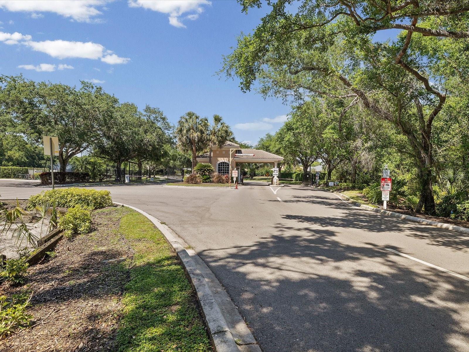 740 ROSEMARY CIR, BRADENTON, FL, 34212