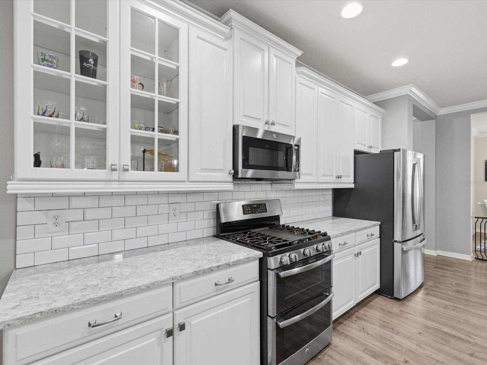 740 ROSEMARY CIR, BRADENTON, FL, 34212