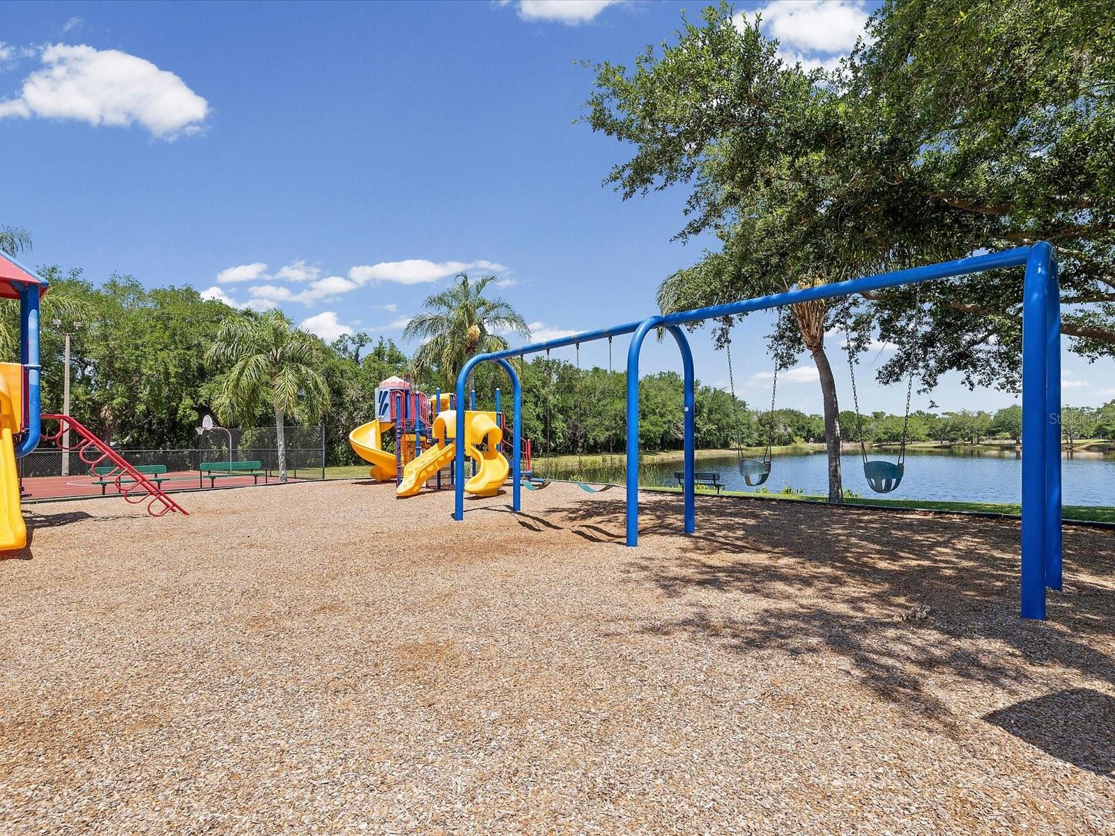 740 ROSEMARY CIR, BRADENTON, FL, 34212