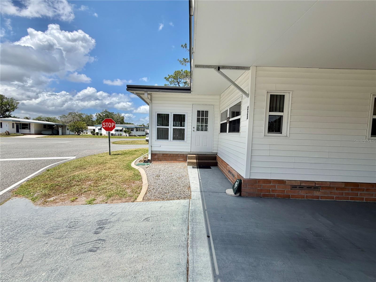 223 HAWTHORNE BLVD, LEESBURG, FL, 34748