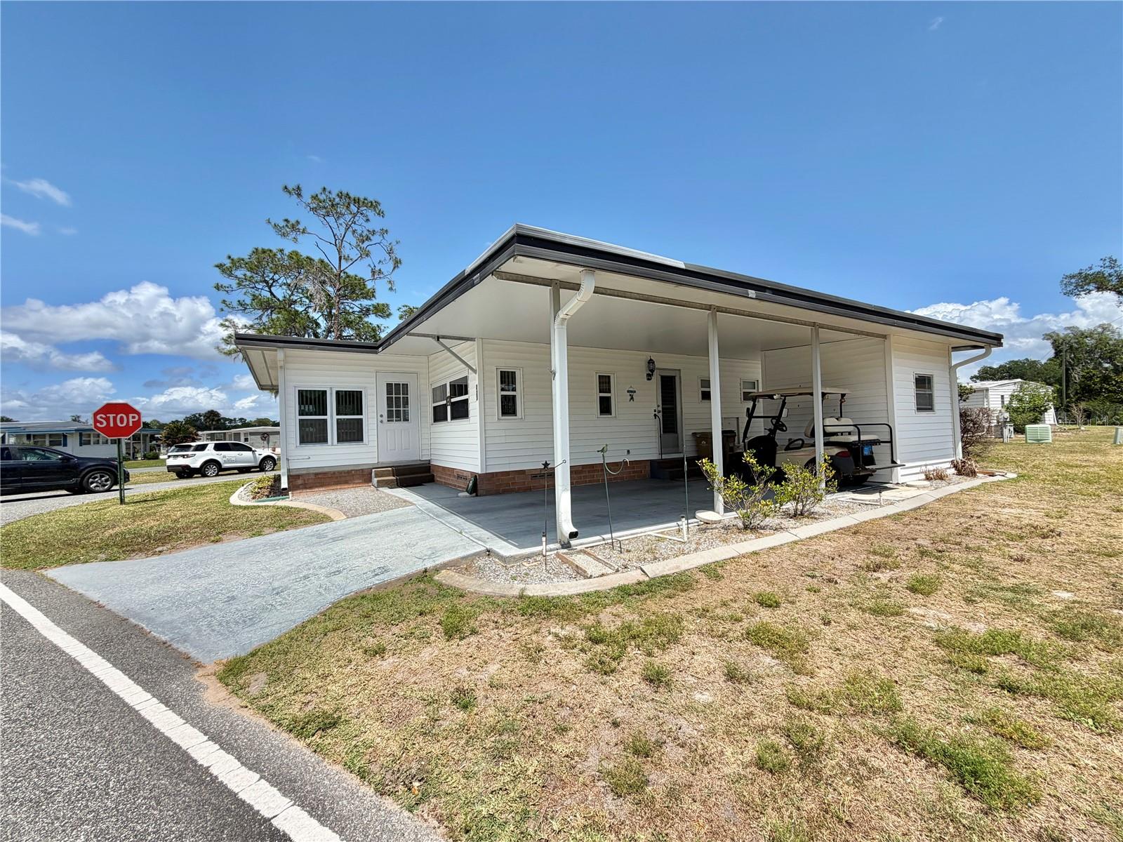 223 HAWTHORNE BLVD, LEESBURG, FL, 34748