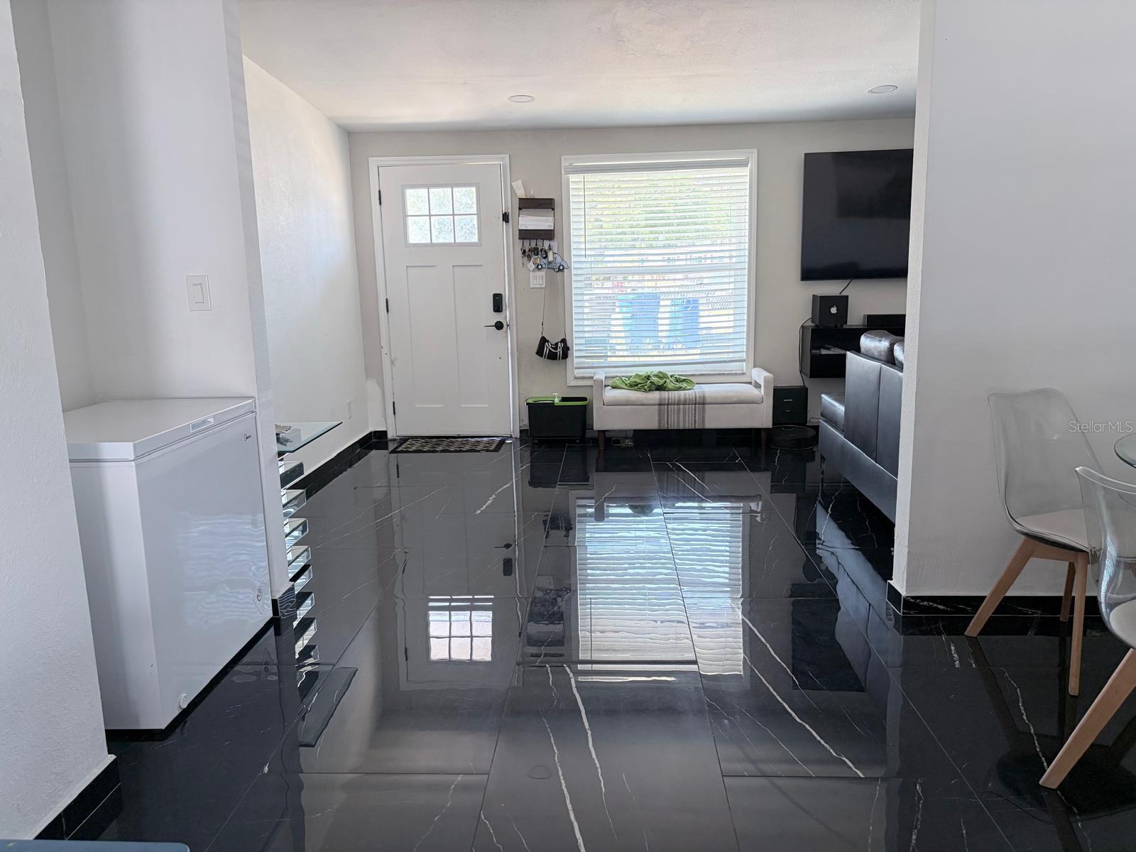 1304 WINDSOR WAY, TAMPA, FL, 33619