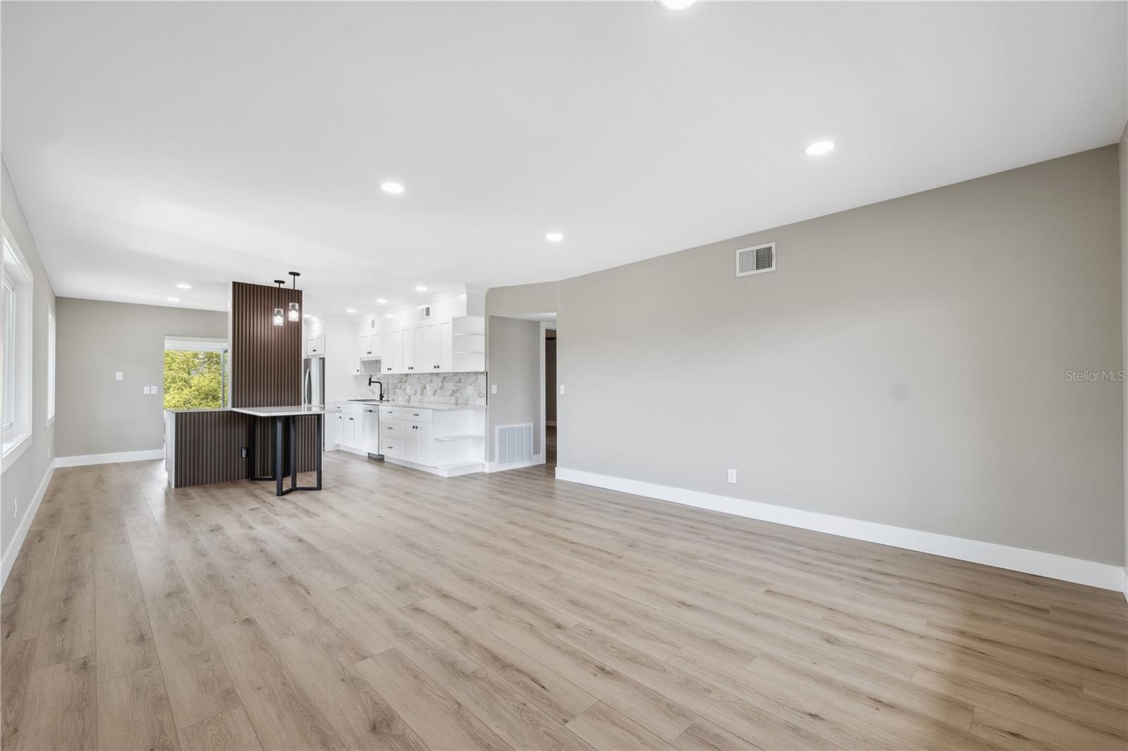 2072 AUSTRALIA WAY W #42, CLEARWATER, FL, 33763