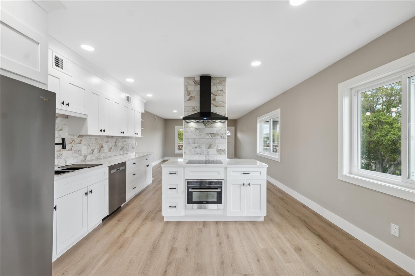 2072 AUSTRALIA WAY W #42, CLEARWATER, FL, 33763