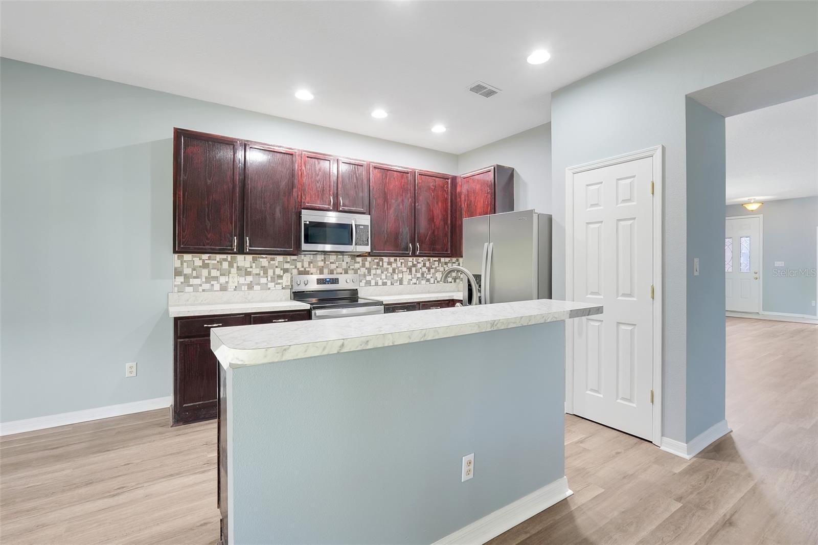 1141 GREENLEY AVE, GROVELAND, FL, 34736