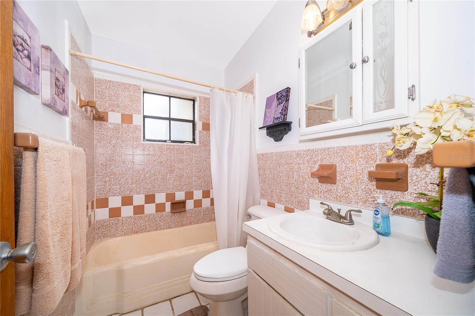 7 S THACKER AVE, KISSIMMEE, FL, 34741
