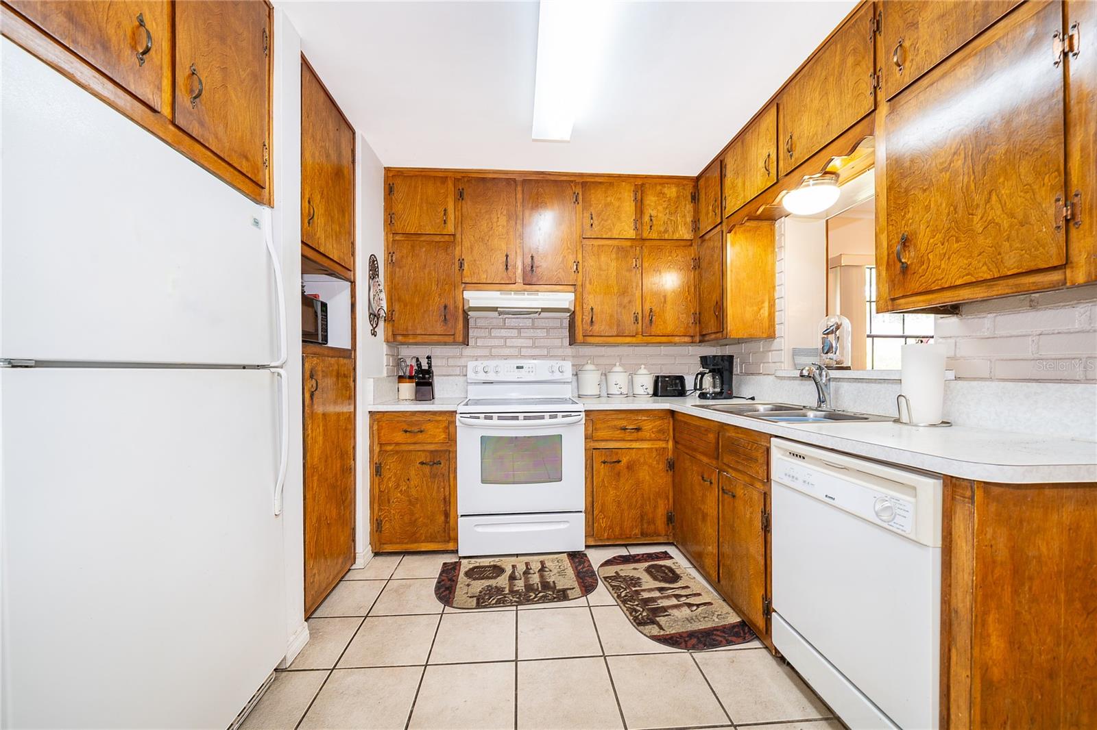 7 S THACKER AVE, KISSIMMEE, FL, 34741