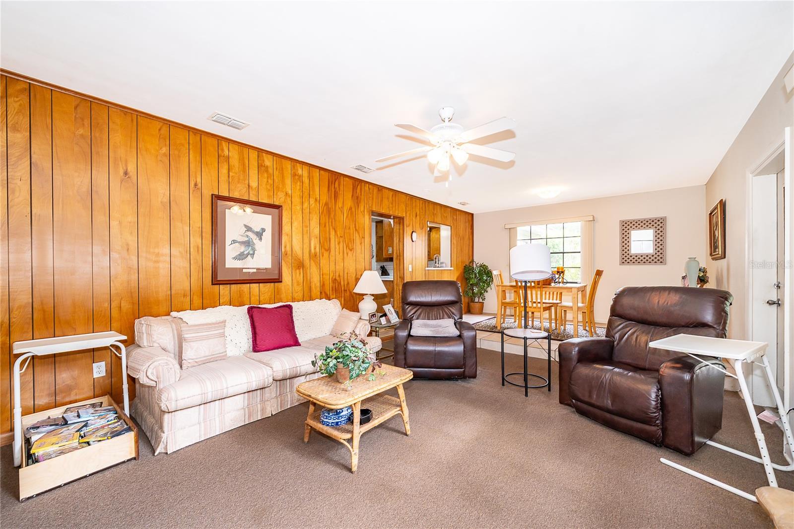 7 S THACKER AVE, KISSIMMEE, FL, 34741