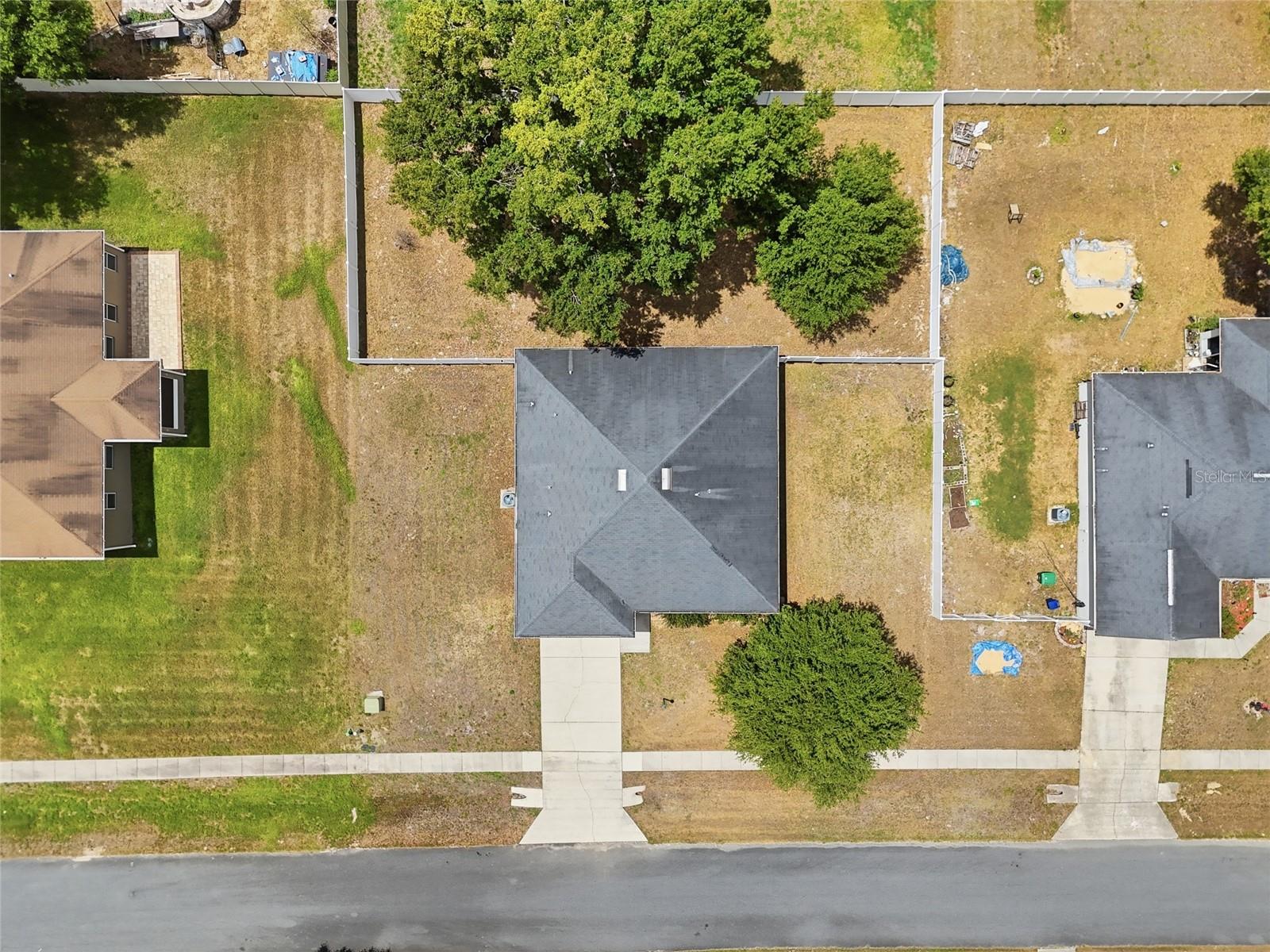 306 STONEPOINT LN, LADY LAKE, FL, 32159