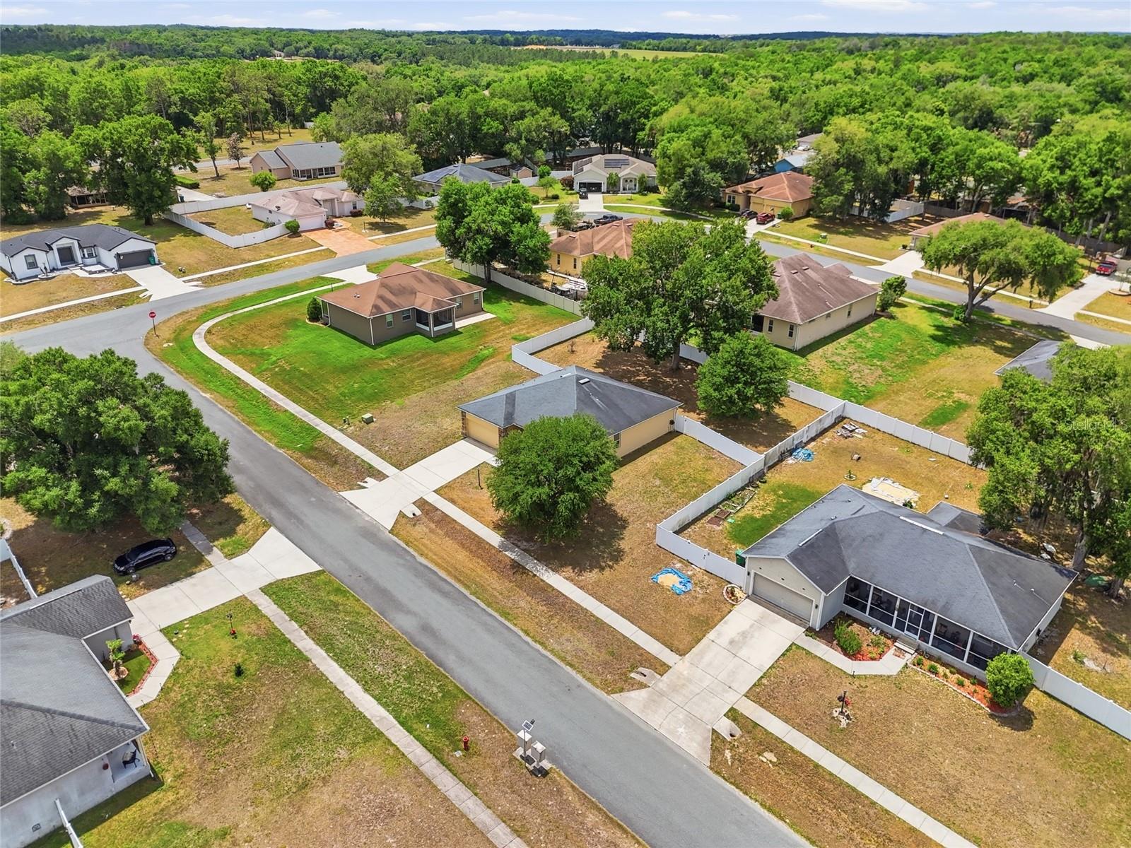306 STONEPOINT LN, LADY LAKE, FL, 32159