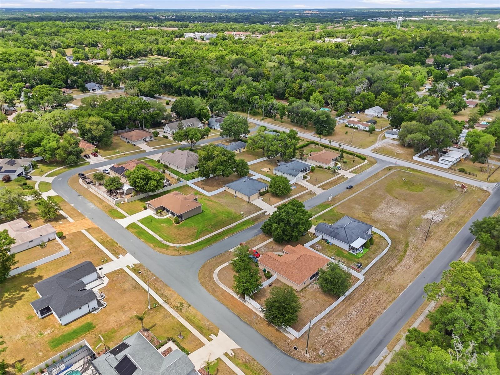 306 STONEPOINT LN, LADY LAKE, FL, 32159