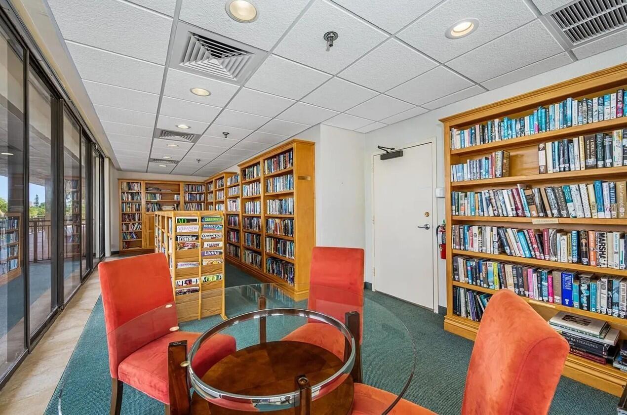 7600 BAYSHORE DR #901, TREASURE ISLAND, FL, 33706