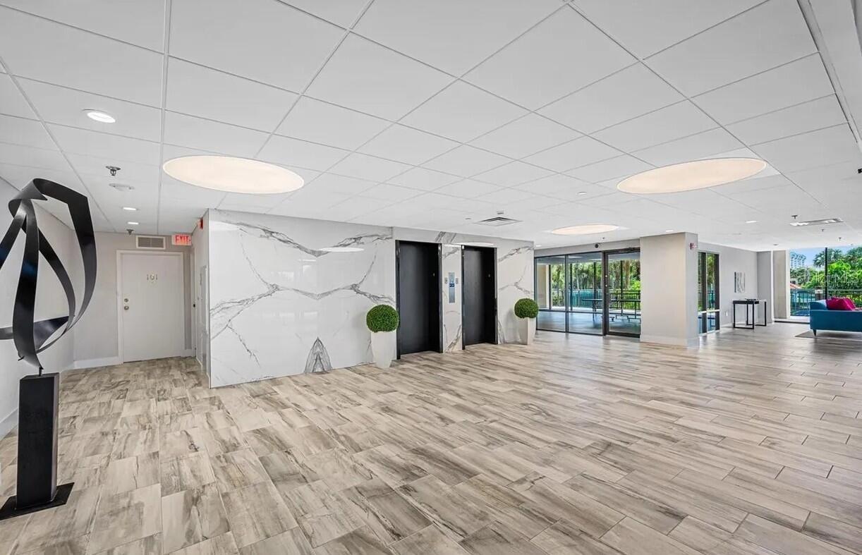 7600 BAYSHORE DR #901, TREASURE ISLAND, FL, 33706