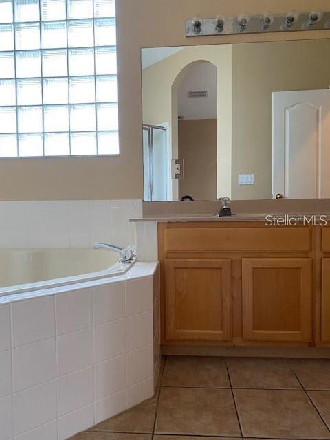 4905 ALAVISTA DR, ORLANDO, FL, 32837