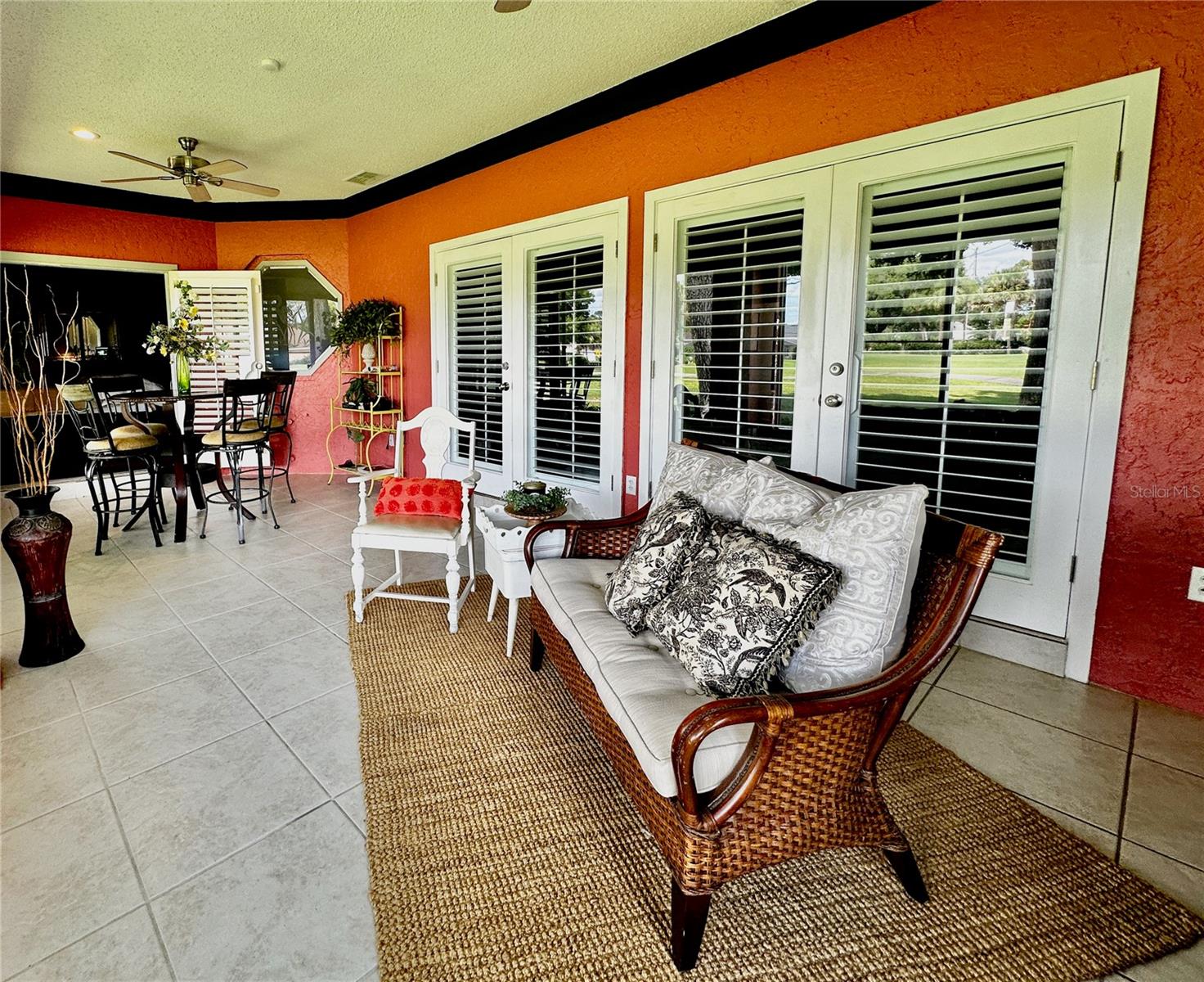 2406 SWEETWATER COUNTRY CLUB DR, APOPKA, FL, 32712
