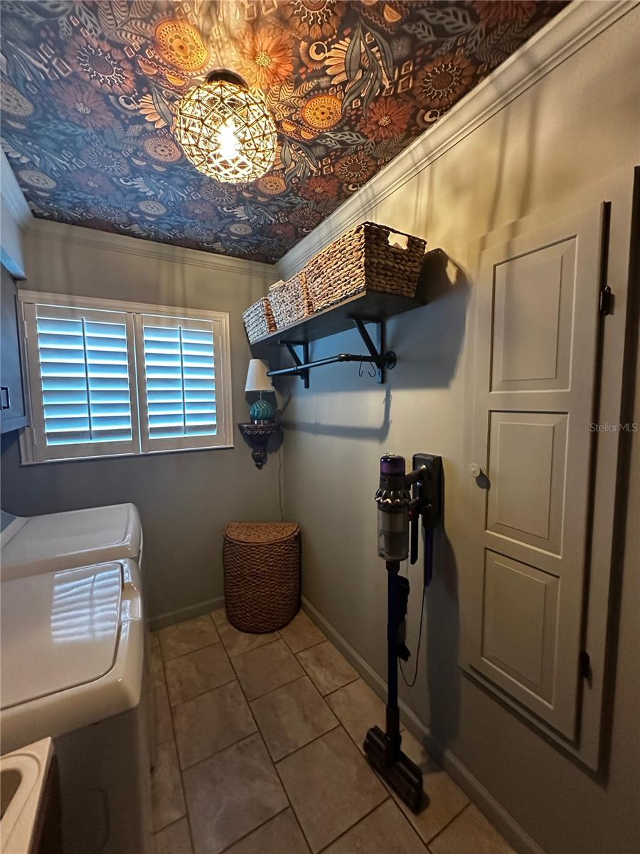 2406 SWEETWATER COUNTRY CLUB DR, APOPKA, FL, 32712