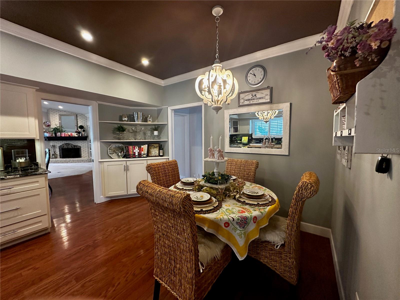 2406 SWEETWATER COUNTRY CLUB DR, APOPKA, FL, 32712