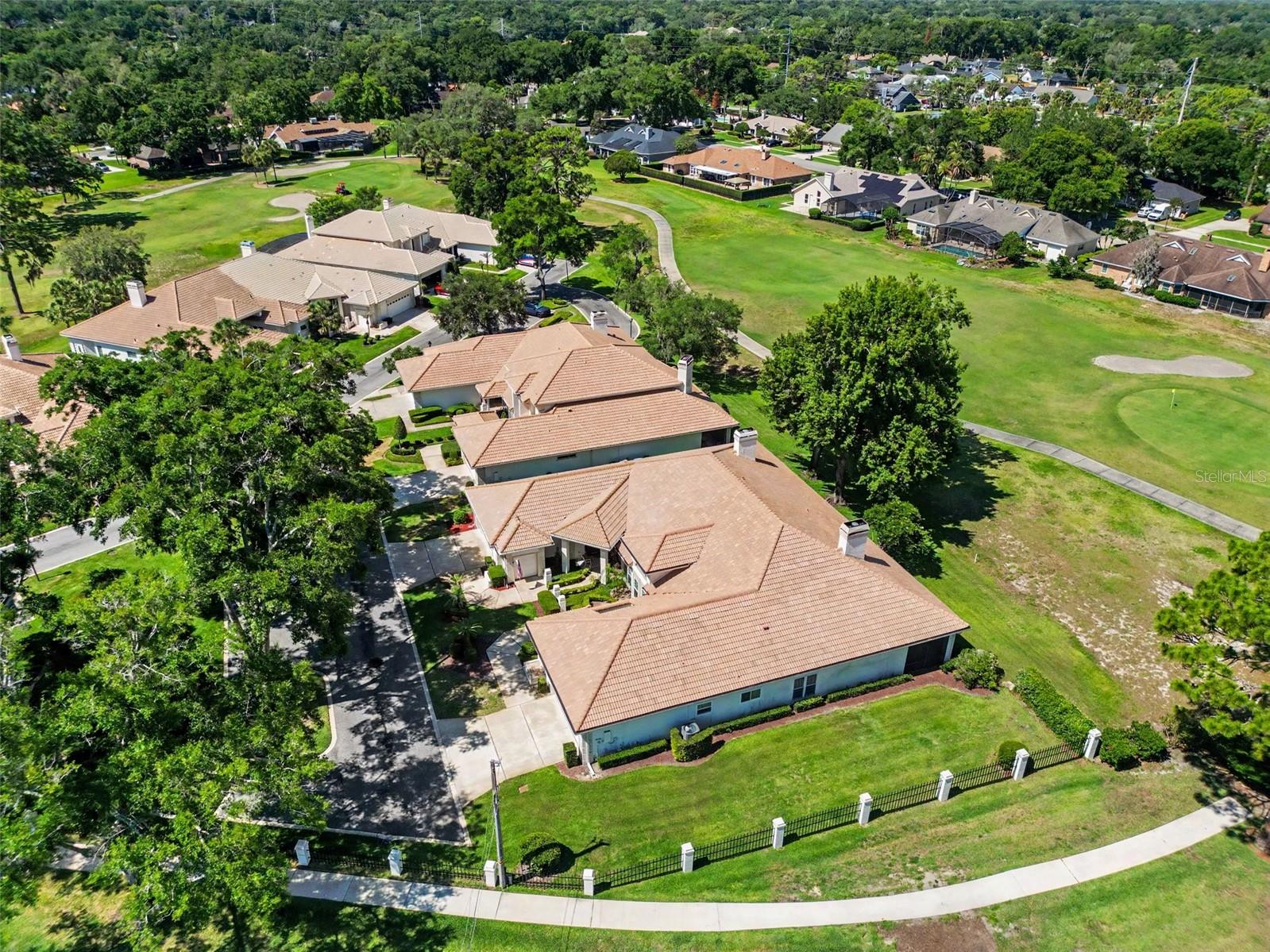 2406 SWEETWATER COUNTRY CLUB DR, APOPKA, FL, 32712