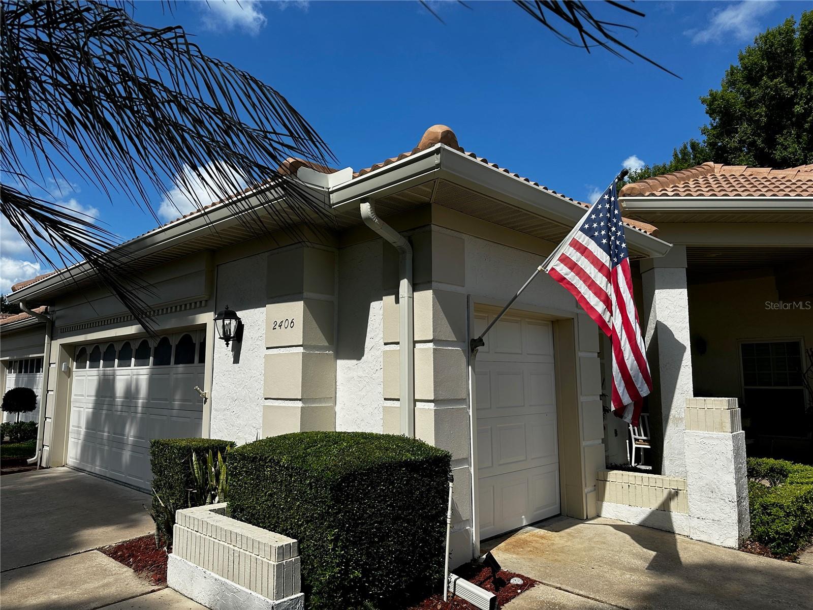 2406 SWEETWATER COUNTRY CLUB DR, APOPKA, FL, 32712