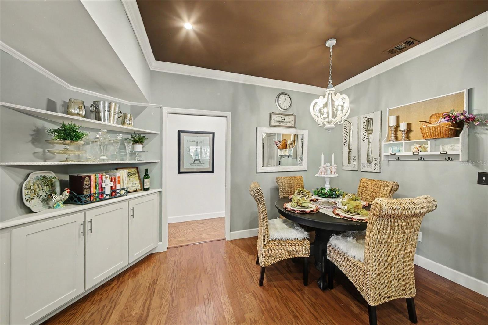 2406 SWEETWATER COUNTRY CLUB DR, APOPKA, FL, 32712