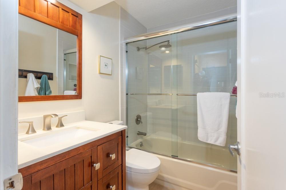33 BEDFORD DR, PALM COAST, FL, 32137